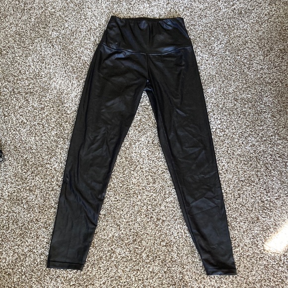 Faux Leather Leggings - Picture 1 of 7